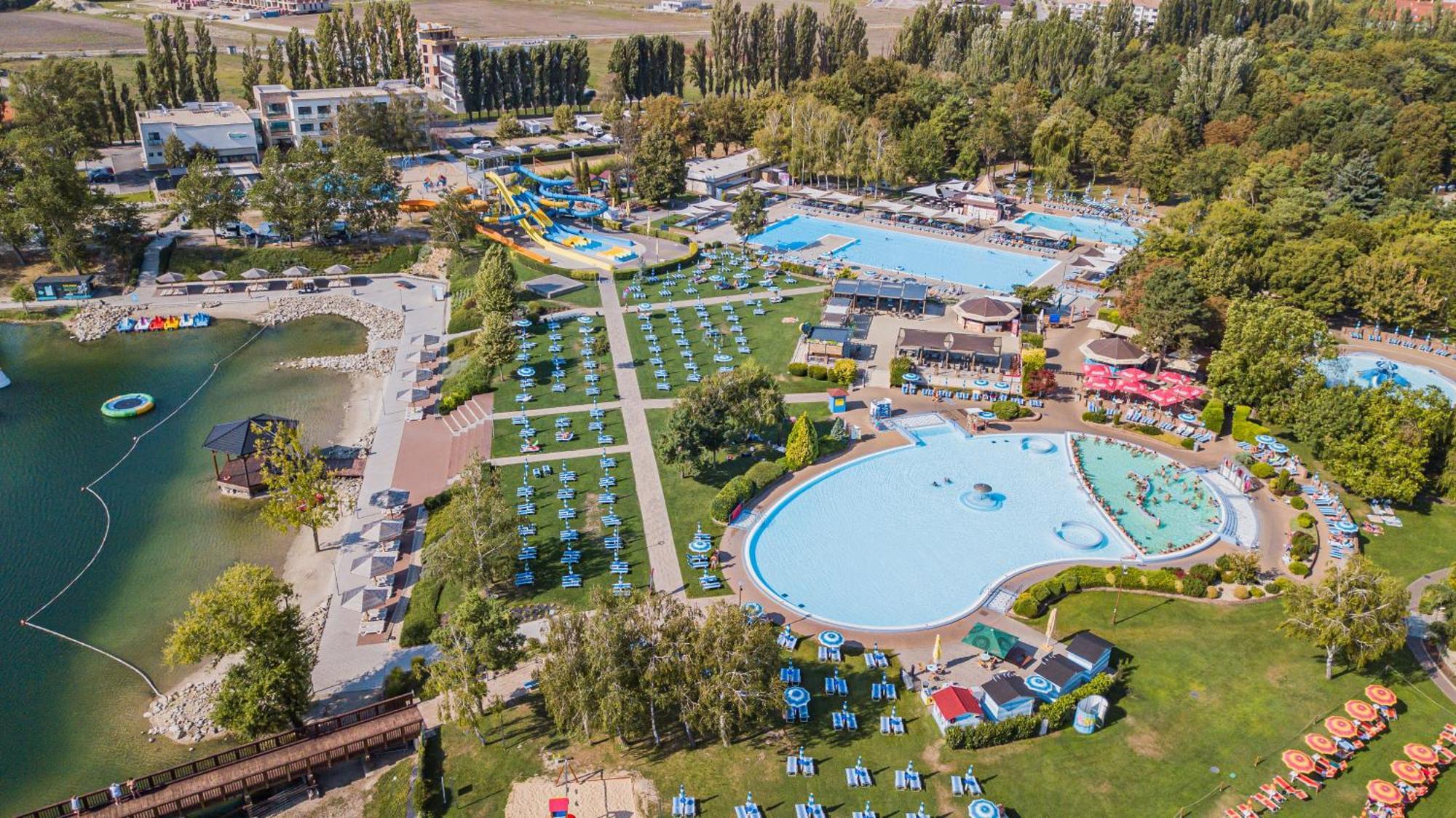 Hotel Thermalpark Дунайска-Стреда Экстерьер фото